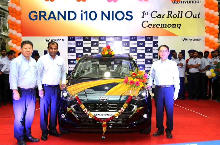 第一辆现代Grand i10 Nios从Chennai工厂推出