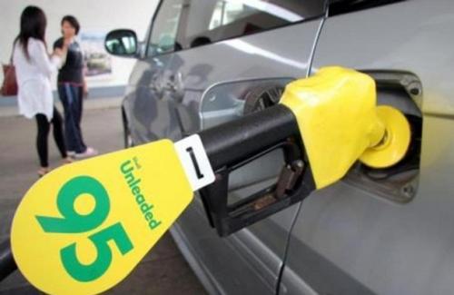 一升RON95汽油的价格上涨了1仙 而RON97汽油没有变化