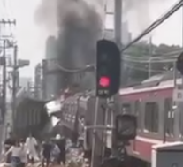 日本列车卡车相撞是什么情况 现在日本列车卡车相撞是否有人伤亡