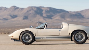 福特首款GT40跑车在拍卖会上获得760万美元