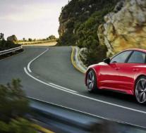 2020 Audi RS 7驾驶回顾：它类似超级跑车的性能和有用的技术