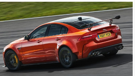 捷豹XE SV Project 8打破了封面 配备592 hp的5.0L增压V8