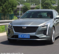 评测：凯迪拉克CT6 28T怎么样及路虎揽胜5.0 V8怎么样