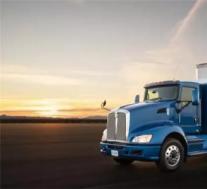  丰田和肯沃斯透露首款准备运输货物的燃料电池电动卡车