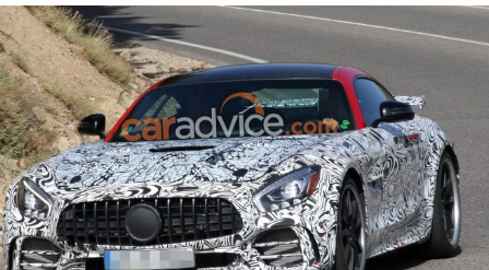 汽车新闻：2020梅赛德斯奔驰AMG GT R Black系列再次间谍 