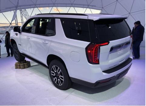 ​2020 GMC Yukon AT4带来升级和变化铭牌步骤一长串到全新一代