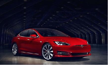 特斯拉Model S P100D想以各种方式击败1000马力的超级跑车