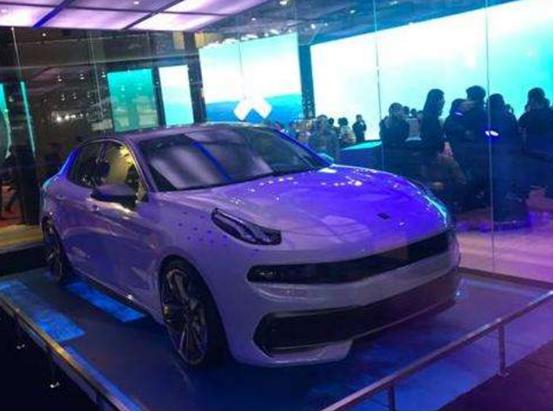 Lynk co03 TCR赛车第一次进入赛道