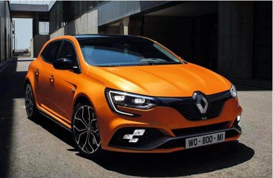 以350馬力調(diào)整過(guò)的Megane 3 RS并沒(méi)有對(duì)新車(chē)型發(fā)出任何歡呼