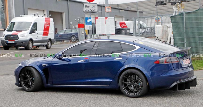 特斯拉Model S格子与保时捷Taycan:预计下周对决