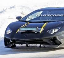 ​兰博基尼用全新的Huracan Performante点亮了超级跑车的世界