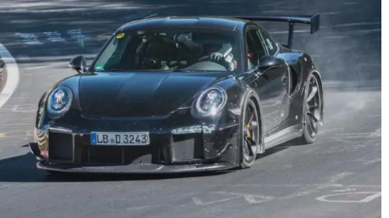 ​GT2是保时捷标志性911的最坚定的迭代