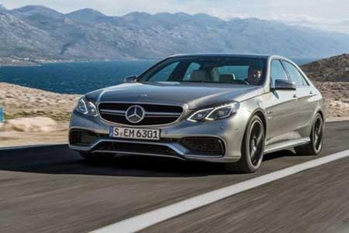 ​预计下一款梅赛德斯-奔驰AMG E63将配备先进的全轮驱动系统