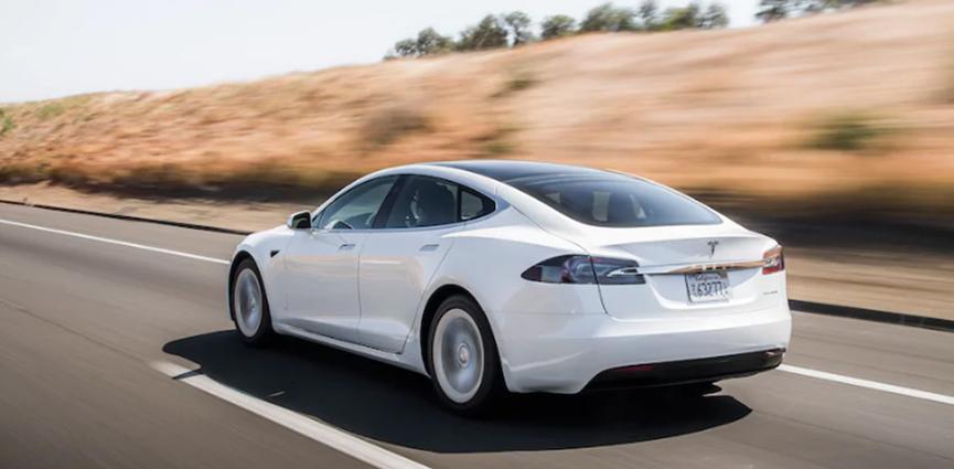 特斯拉Model S获得续航里程和性能方面的重大更新