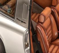 1973年的保时捷911 Targa S具有我们见过的最精美的内饰