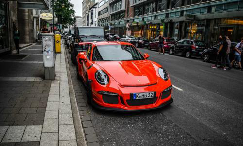 保时捷911 GT3 RS在马恩岛严重坠毁  