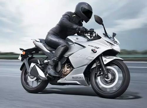 铃木Gixxer 250 SF特别修改为苏拉特交通警察  