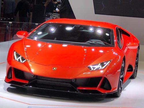 寬體蘭博基尼Huracan Evo看起來很前衛(wèi)