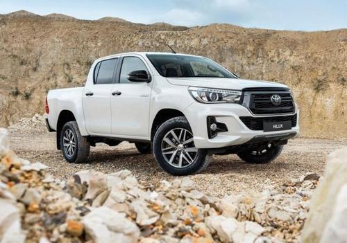 丰田Hilux获得了Pandem宽体套件看上去就像一辆赛车
