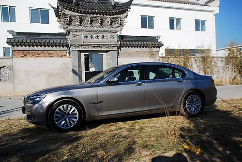 宝马730Li运动型巨大格栅和微型2升发动机