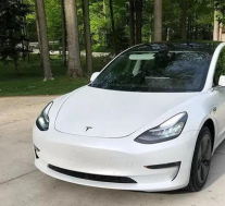 特斯拉Model 3在欧洲的销量在一个月内从15000降至近4000