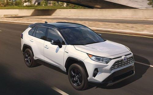 评测：凯迪拉克XT4和驾新一代RAV4性能怎么样