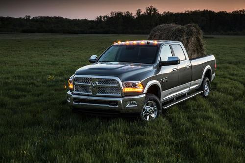 Ram 3500柴油机拖车29000磅拖车平均每加仑8.7英里