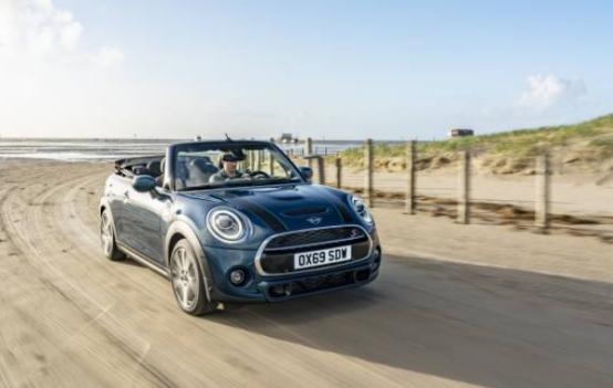 2021Mini Cooper S人行道版起价低于40000美元是有原因的