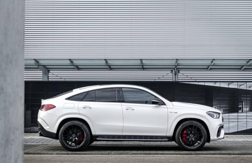 2021 Mercedes-AMG GLE 63 S Coupe时速可达174英里