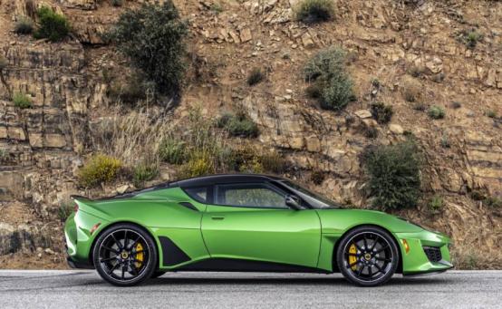 2020年的Lotus Evora GT比Evija超级跑车具有一大优势