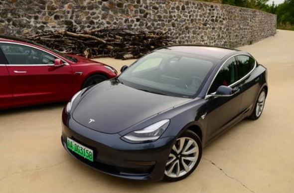 特斯拉提高了Model  3 Standard  Range  Plus的价格