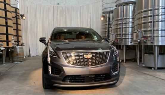 2020年凯迪拉克XT5增加了四驱的涡轮增压4加运动版选项