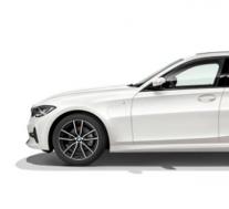 新型BMW 330e电动续航里程比前代产品高出50％