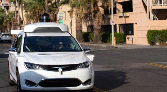 Waymo告诉亚利桑那州用户其自动驾驶可能没有后备驾驶员