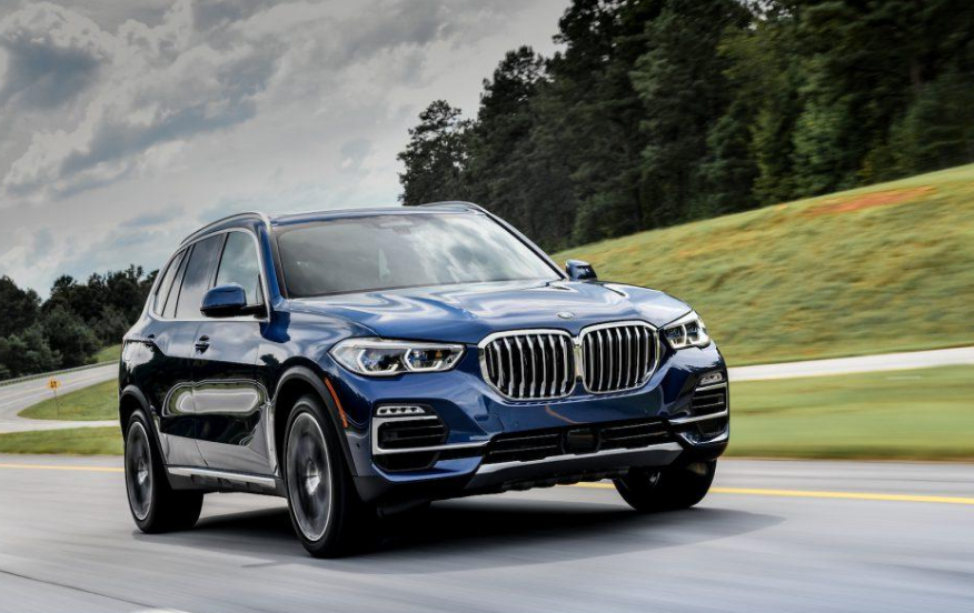 您可以将BMW X5誉为有史以来的首款SAV