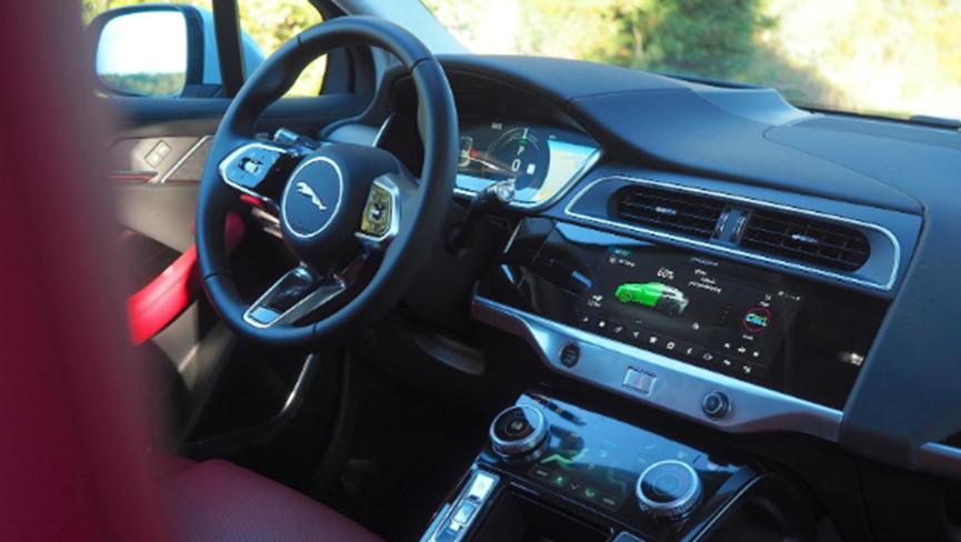 捷豹路虎的Apple CarPlay和Android Auto终于添加了