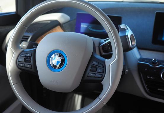 2018 BMW i3s以一种关键方式被严重低估了