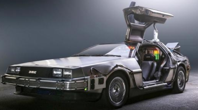 斯坦福大学工程师将DeLorean转变为电动自动漂移机