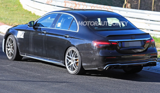 2021年梅赛德斯AMG E63的间谍照片和视频
