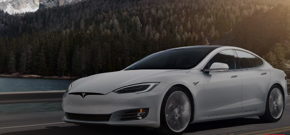 特斯拉Model S的时速为0-60英里/小时，降至2.3秒