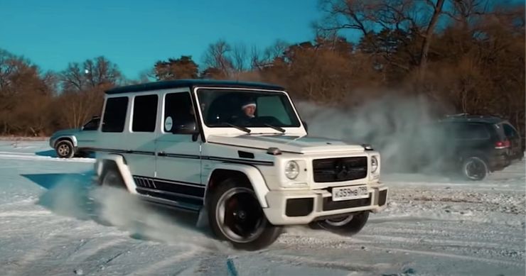 AMG  G63 VS雷克萨斯LX  VS途锐在白雪皑皑的拔河比赛中