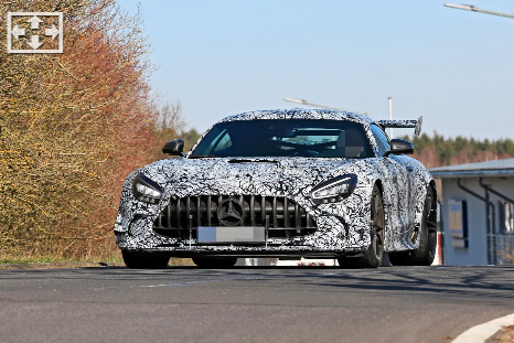 传闻2021梅赛德斯-AMG GT R黑色系列711匹马力