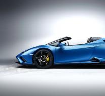 602-HP LamborghiniHuracánEvo RWD现在可以作为Spyder Droptop使用