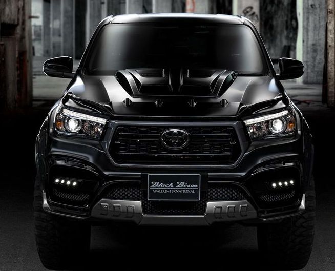 丰田Hilux“ Sports Line Black Bison Edition”一应俱全