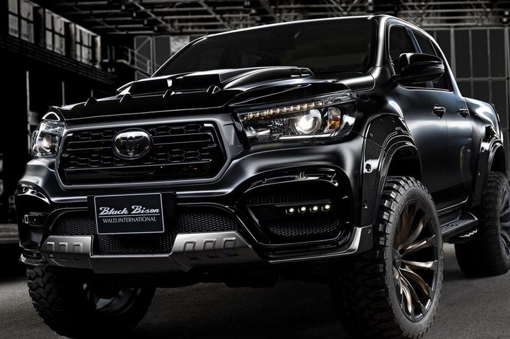 丰田Hilux“ Sports Line Black Bison Edition”一应俱全