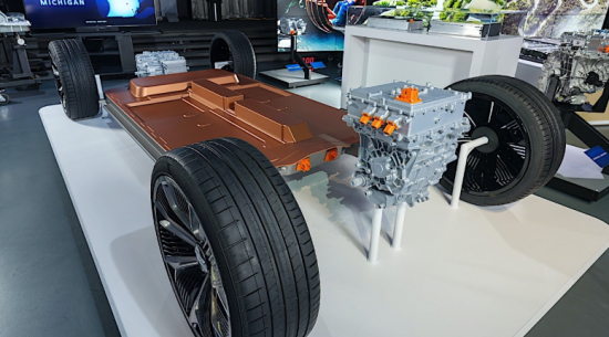 两辆将在通用汽车平台上建造的本田新电动汽车使用铀电池