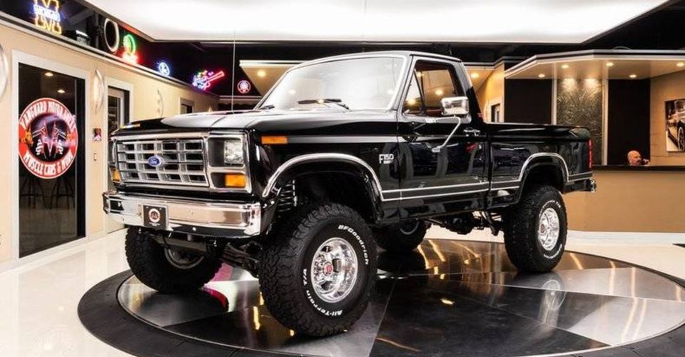 超低里程1986年福特F150 XLT 4X4举升，准备行动