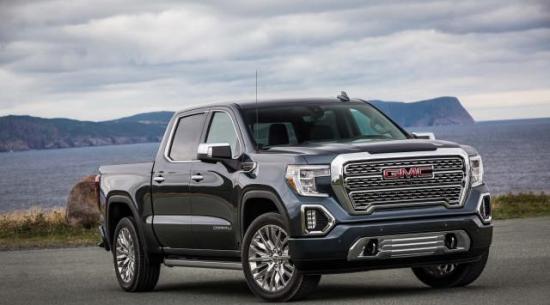 2020雪佛兰Silverado与2020 GMC Sierra 1500：比较皮卡