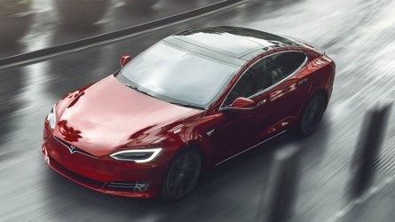 埃德蒙兹（Edmunds）：特斯拉Model S性能获得最佳现代肌肉车荣誉