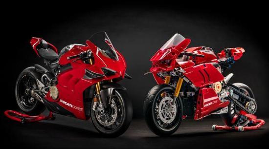 有一个杜卡迪Panigale V4 R乐高技术模型，我们想要它